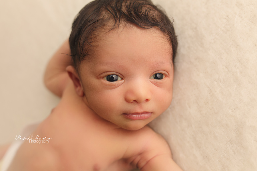 Kiansh newborn photo | by Sleepy Meadow Photography | Milwaukee Newborn Photographer