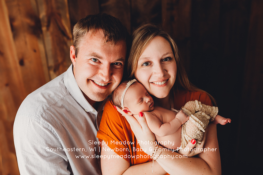 family newborn pictures | Brookfield Family Photographer