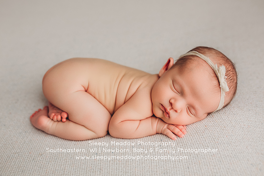 sleepy baby photos | Kenosha Newborn Photographer