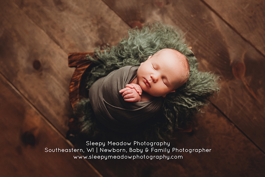 sleeping baby pictures | Oconomowoc Newborn Photographer