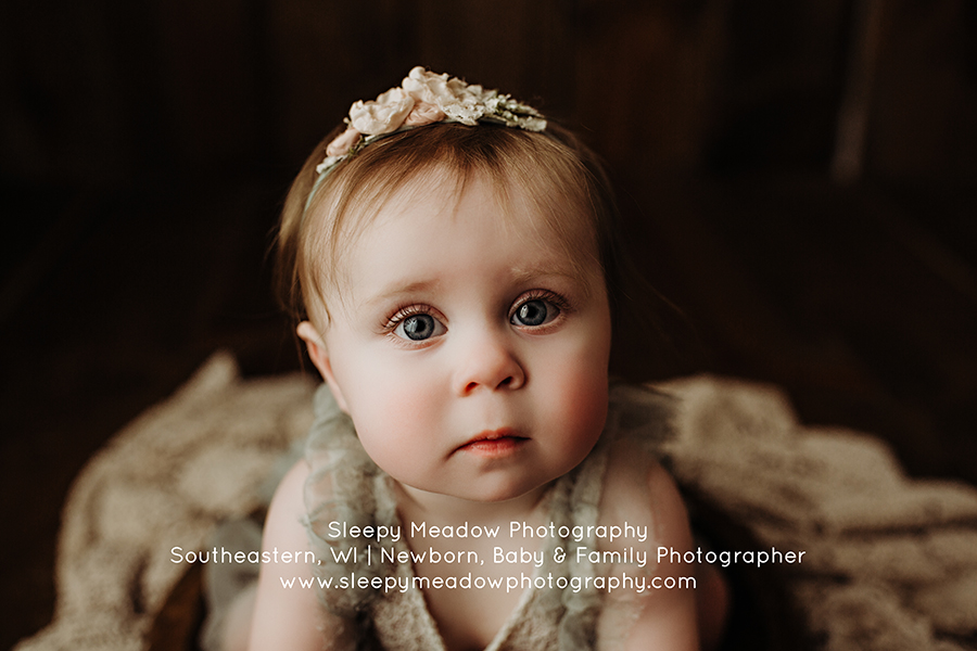 Adorable blue eyed baby girl photo session | Milwaukee