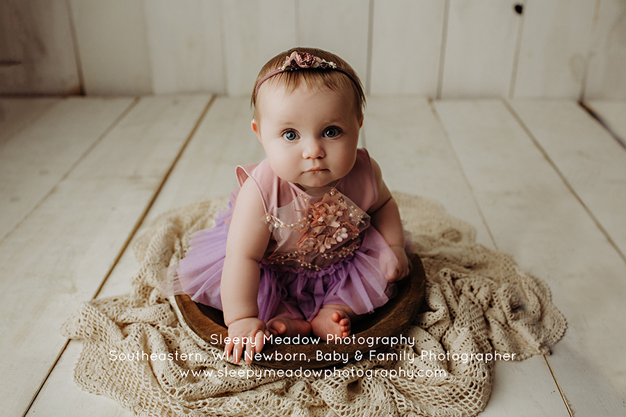 Baby in a bowl | Shorewood Newborn Photography