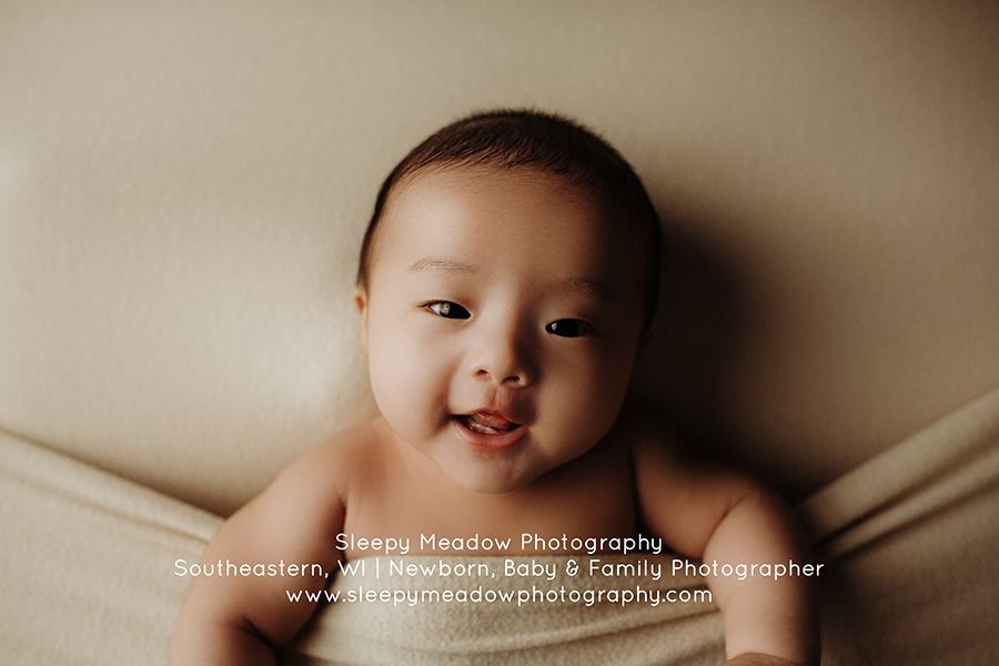 Gummy baby smiles | Brookfield Newborn Photograpy